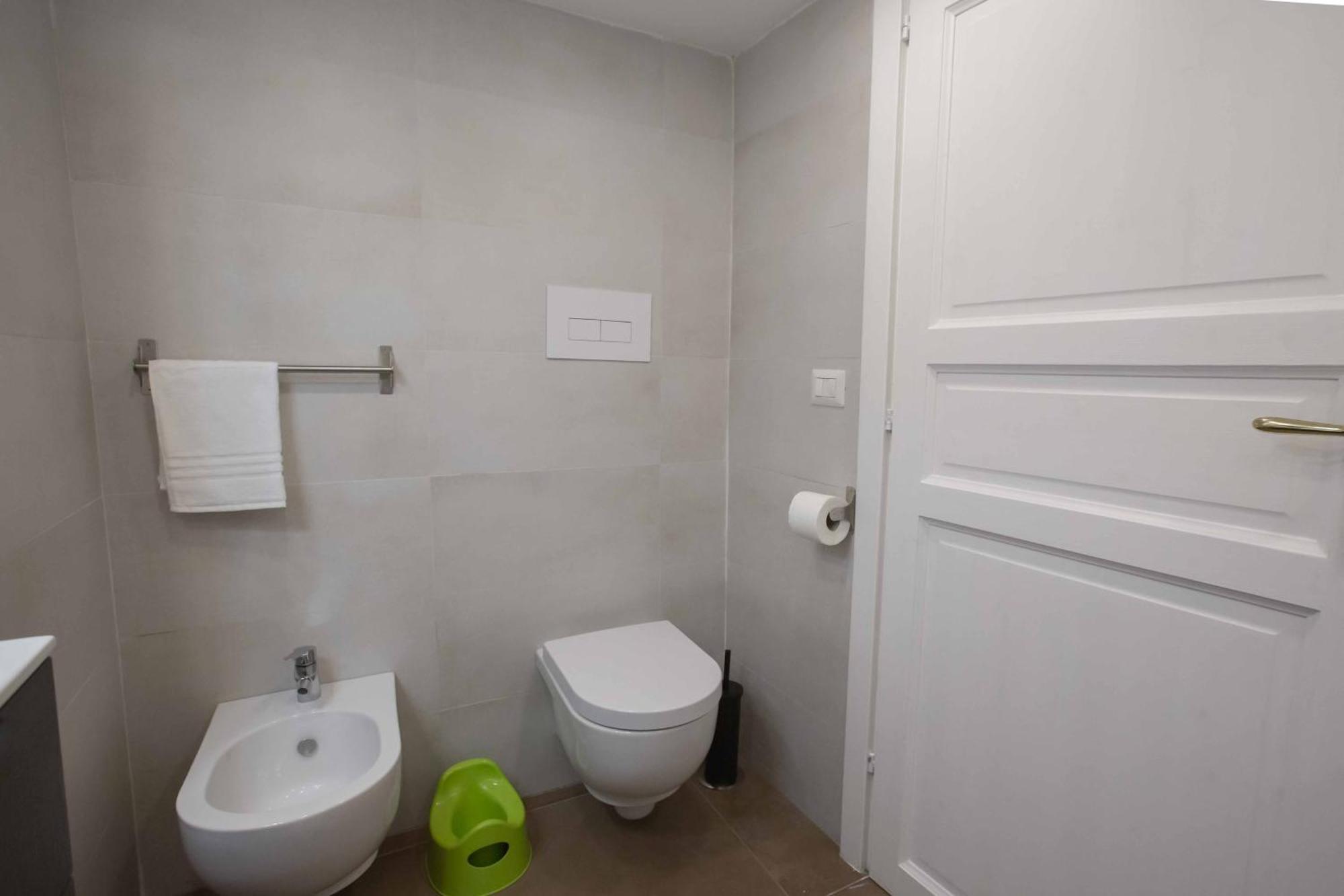 Domus Delia Luxury Apartment Наполи Екстериор снимка
